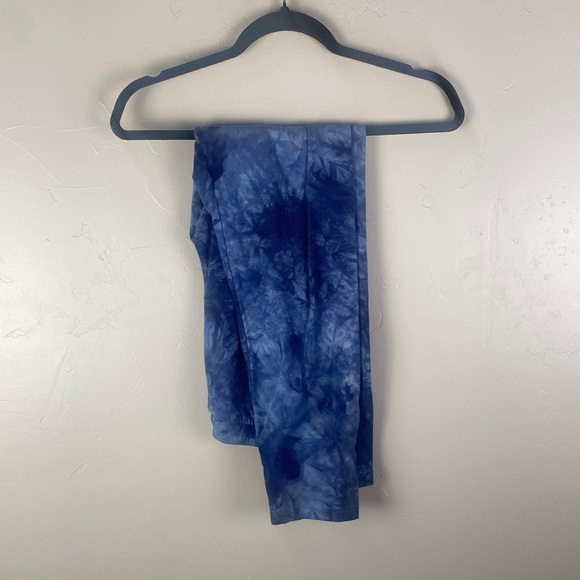 Kleën Tie Dye Legging - Picture 2 of 7